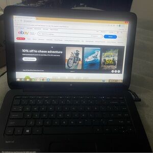 HP Split 13 x2 - Laptop - i3-4010Y @ 1.30GHz 4GB RAM Windows 8 Beats Audio